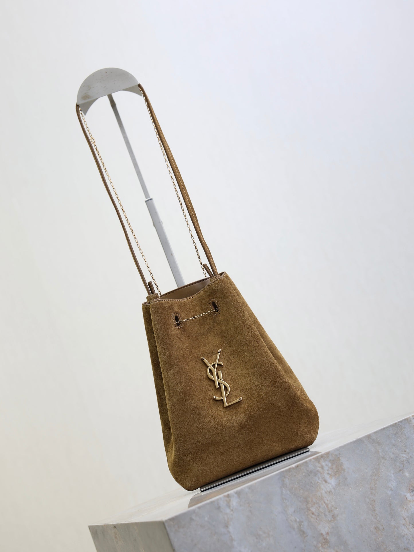 YSL 25S POCHON BAG 24 IN CARAMEL COGNAC SUEDE GOLD HARDWRE