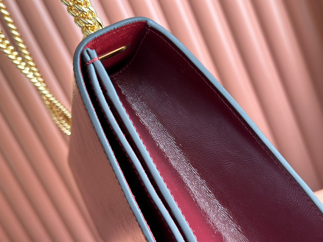 GUCCI DIONYSUS LAGRE SHOULDER BAG 42 IN ROSSO ANCORA RED GLOSSY LAMBSKIN