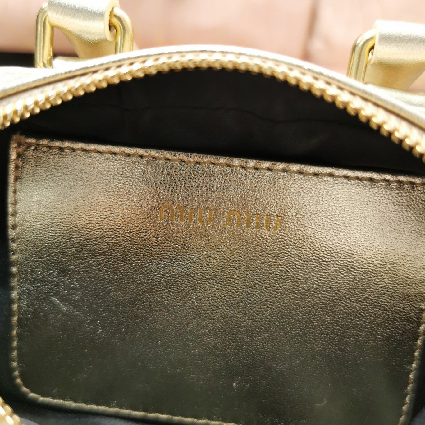 TOO PRETTY 17 HANDBAG GOLDEN LAMBSKIN