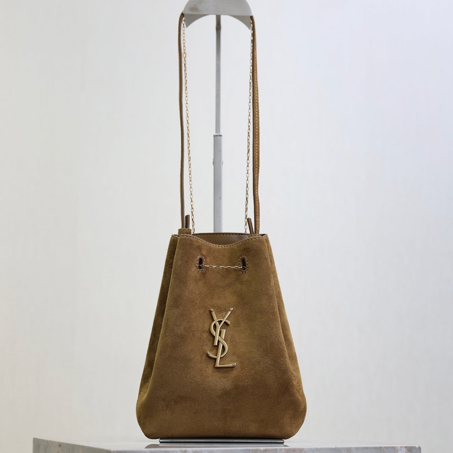 YSL 25S POCHON BAG 24 IN CARAMEL COGNAC SUEDE GOLD HARDWARE