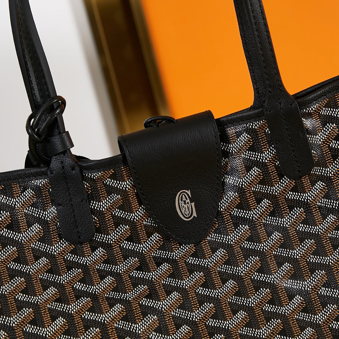 SAINT LOUIS PM 34 IN BLACK GOYARDINE CANVAS AND CALFSKIN