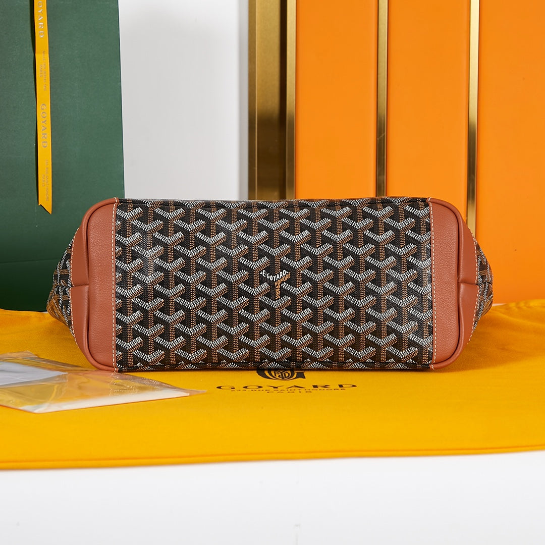 SAINT LOUIS PM 30 IN BLACK GOYARDINE CANVAS AND TAN CALFSKIN