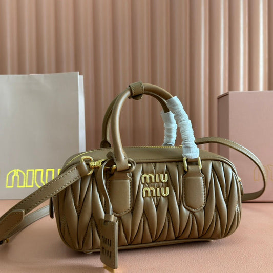 ARCADIE MATELASSÉ BAG 22 IN TAWNY BROWN GLOSSY LAMBSKIN
