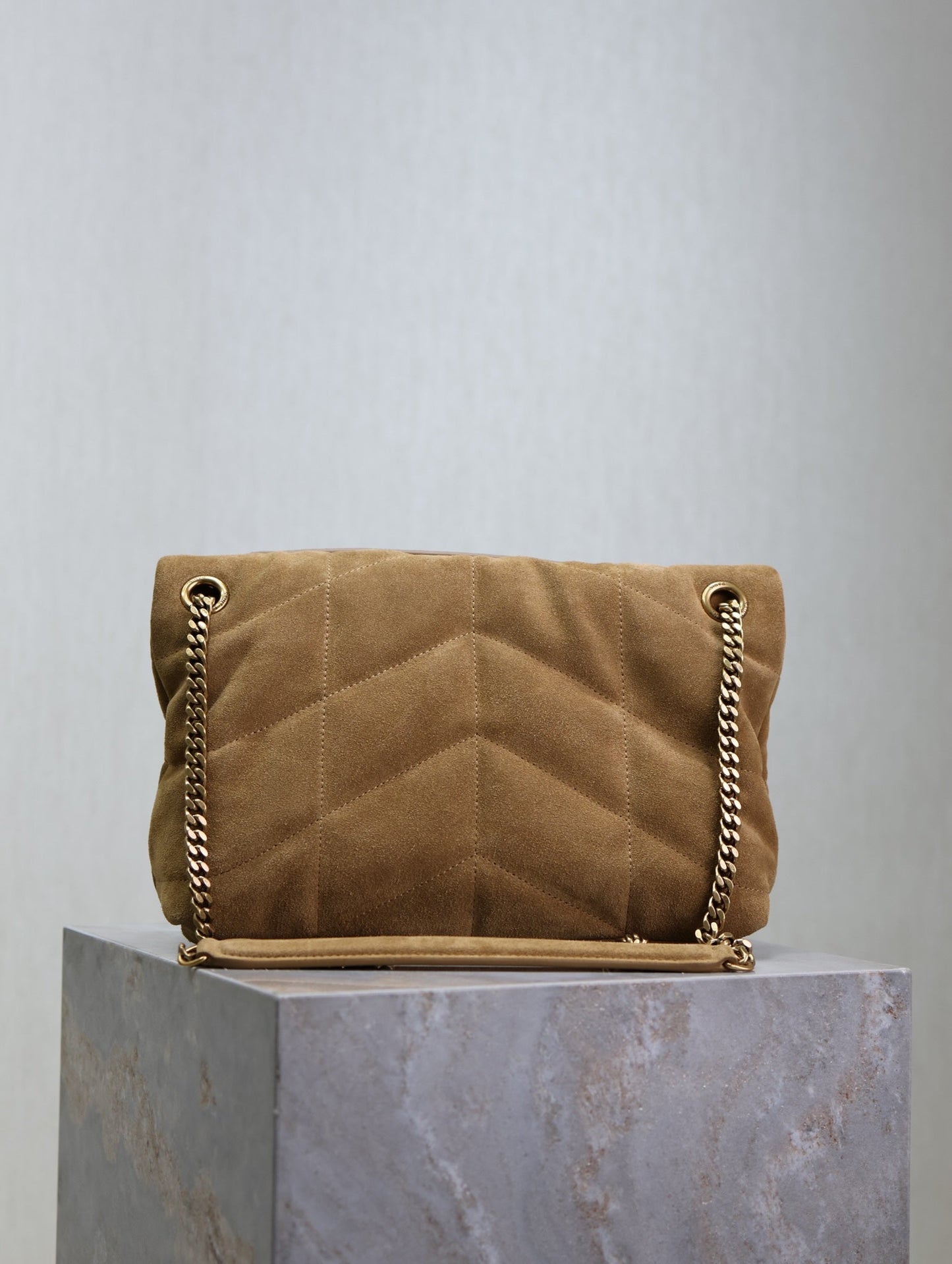 YSL 25S LOULOU PUFFER MM 29 IN TAN BROWN SUEDE GOLD HARDWARE